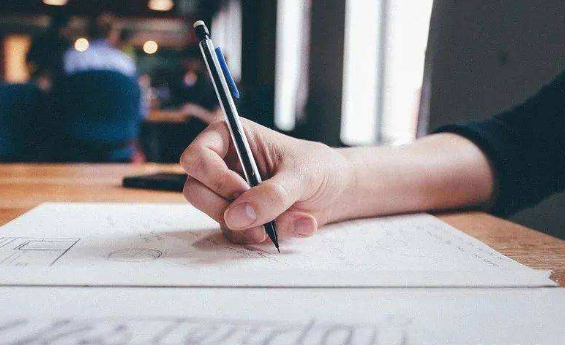 高考作文又双叒叕上热搜了,相关域名早已“名花有主”? 高考作文又双叒叕上热搜了,相关域名早已“名花有主”?