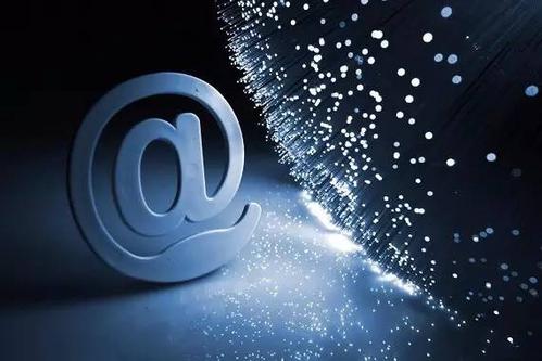 想挖掘精品老域名，聚查域名查询工具不能少!